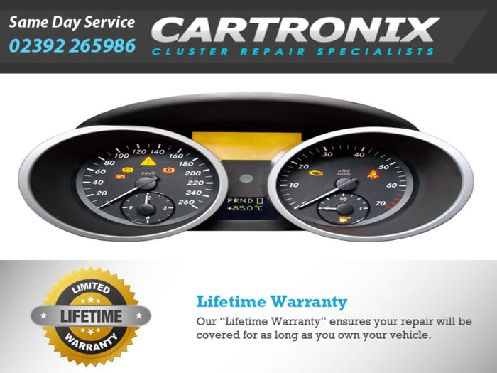 171-inch instrument cluster for Mercedes SLK W171 with speedometer and warning lights.